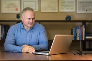 Eren Taştan Kimdir Burun Estetiği kliniği